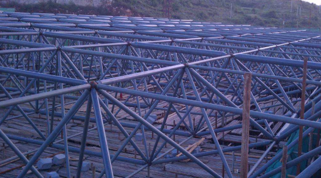 湛江概述网架加工中对钢材的质量的过细恳求